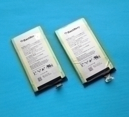 Батарея Blackberry Leap CUWV1 з розбирання