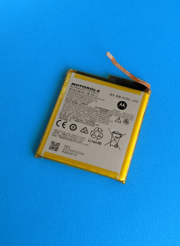 Батарея Motorola LW50 (Motorola Moto Edge Plus) оригинал с разборки (S-сток) ёмкость 90-95%