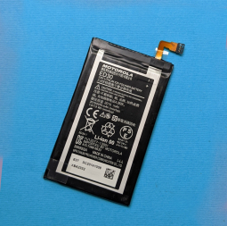 Батарея Motorola ED30 (Moto G2) з розбирання