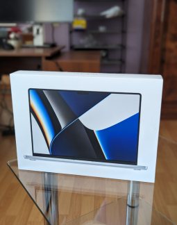 Коробка від MacBook Pro 16-inch A2485 (2021)