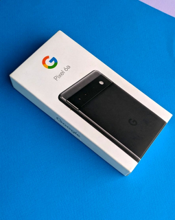 Коробка від мобільного телефону Google Pixel 6a (Charcoal, 128гб)