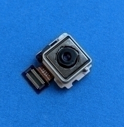 Камера LG V40 основна телефото