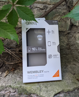 Чохол для LG Q70 Gear4 Wembley Palette Series Smoke Black - фото 4