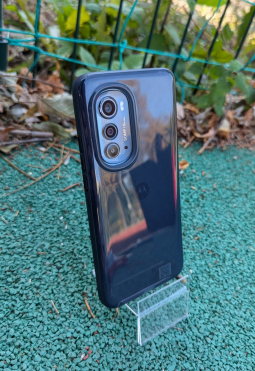 Чохол для Motorola Edge (2022) Tech21 EvoCheck Series чорний