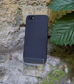 Чехол Apple iPhone 5s чёрный
