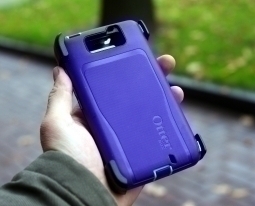 Чохол Motorola Droid Ultra OtterBox Defender фіолетовий
