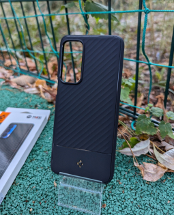 Case Motorola Edge 2021 Spigen 4