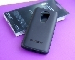 Чехол Motorola Moto E5 Plus Otterbox Prefix чёрный