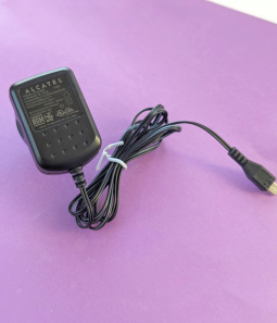 Charger Alcatel WUS550mA5V00 02 21