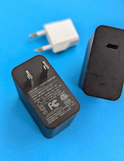 Блок зарядки PD Razer OEM 45W USB-C (A849) для геймпаду Razer Edge 5G - фото 2