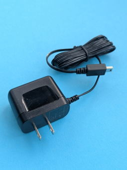 Charger Mini Usb Motorola SPN5404A