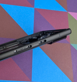 Chassis Google Pixe 6 Black C Stock 3