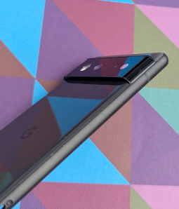 Chassis Google Pixe 6 Black C Stock 4