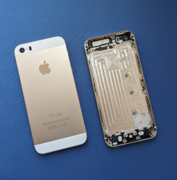  Крышка Apple iPhone 5s золотой корпус А-сток - фото 2