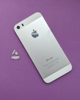 Кришка Apple iPhone 5s срібло корпус B-сток