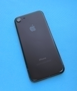 Кришка Apple iPhone 7 корпус чорний (В сток)