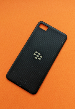 Кришка BlackBerry Z10 чорна оригінал з розбирання B-сток.