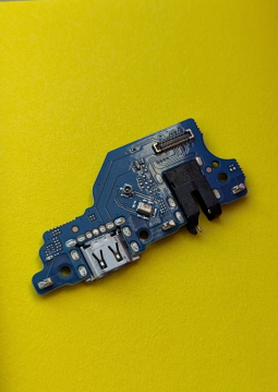 Down Board Realme C20