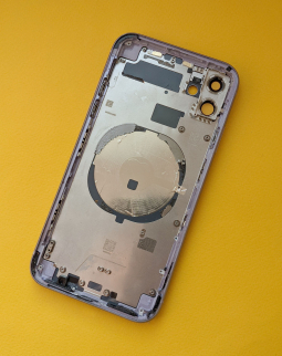 Рамка корпуса Apple iPhone 11 сиреневая С-сток (стекло камеры целое) - фото 2