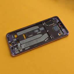 Рамка корпуса боковая Xiaomi Mi 9 Se оригинал А-сток Lavender Violet фиолетовая - фото 6