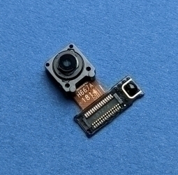 Камера LG V35 передня