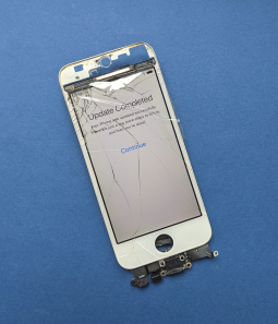 Дисплей (екран) оригінальний Apple iPhone 5s розбитий з тріщинами