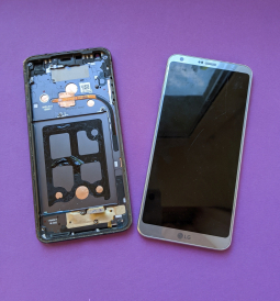 Дисплей (екран) LG G6 скло тріснуте під переклейку.