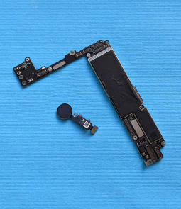Донорська материнська плата Apple iPhone 7 Plus 32Gb + сканер відбитка пальця (icloud lock, intel modem, модель a1784) N1