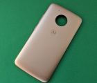 Крышка задняя Motorola Moto E4 золотая С-сток