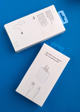 Блок зарядки Type-C + кабель Lightning для Apple iPhone 20w оригінал